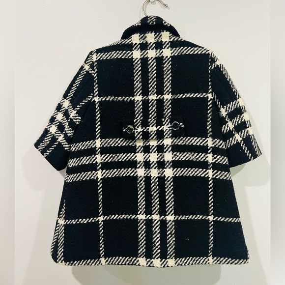 BURBERY**Double Breasted Baby Coat***Size 6 mo. $1395 - Picture 3 of 6